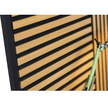 Akustikpaneel mit Holzlamellen