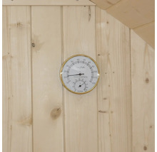 Sauna-Thermometer und Hygrometer an einer Holzwand