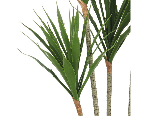 Kunstpflanze mit spitz zulaufenden Blättern