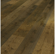 Nahaufnahme von verlegtem Laminatboden