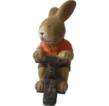 Dekorative Hasenfigur auf einem Motorrad