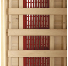 Detailansicht einer Infrarotkabinenwand mit Holzrahmen und Infrarotstrahlern