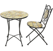 Gartentisch und Stuhl mit Mosaikmuster