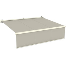 Ausgefahrene Markise für den Außenbereich