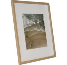 Bilderrahmen mit Passepartout und einem Foto von Strand und Meer