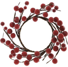 Dekorativer Kranz mit roten Beeren für festliche Anlässe
