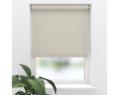 Beige Fensterrollo im geschlossenen Zustand
