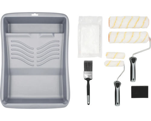 Farbeimer, Farbroller, Pinsel, Schleifpad und Abdeckplane