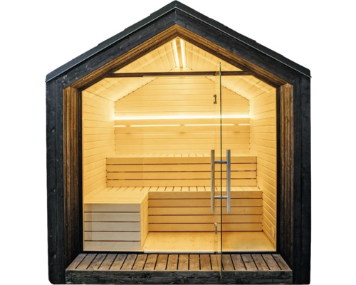 Moderne Gartensauna mit Satteldach, Glasfront, mehrstufigen Holzbänken und integrierter Beleuchtung.