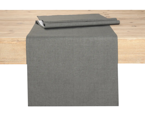 Grauer Tischläufer auf Holztisch