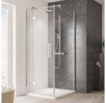 Eckdusche mit Glastür und Griff im Badezimmer