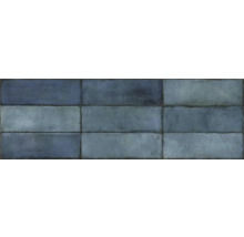 Rechteckige Fliesen für Wand und Boden