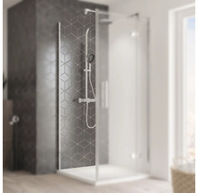 Duschkabine mit Duscharmatur im Badezimmer