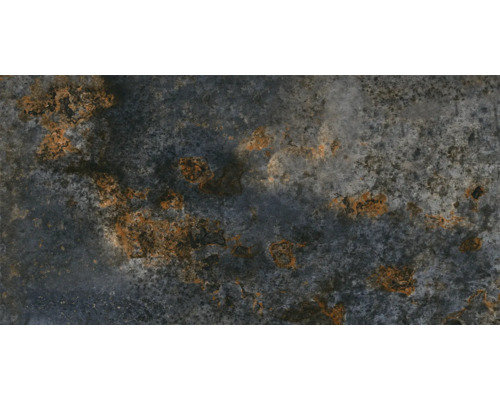 Dunkle Bodenfliese mit Rostoptik