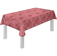 Tisch mit roter Tischdecke