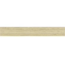 Sockelleiste in Eichenoptik mit Holzmaserung.
