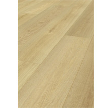 Verlegtes Laminat mit Holzoptik