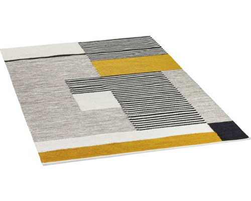 Teppich mit geometrischen Mustern