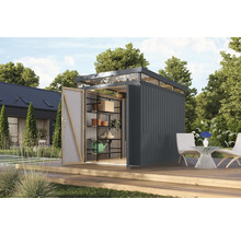 Gartenschrank mit Regalen auf einer Holzterrasse