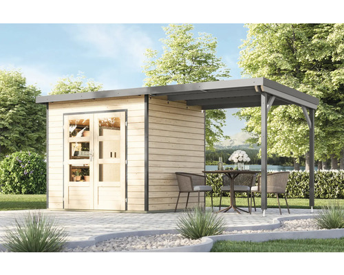 Holzgartenhaus mit Anbau und Sitzgruppe im Garten