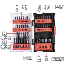 Bitset mit verschiedenen Schraubendreher-Bits und Adaptern in einem transparenten Koffer
