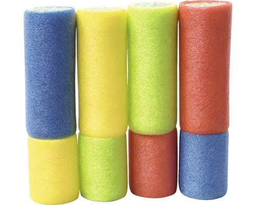 Vier Schaumstoff-Wasserspritzen