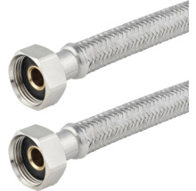 Zwei flexible Panzerschläuche mit Verschraubungen