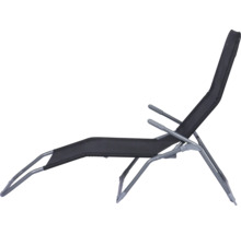 Liegestuhl mit verstellbarer Rückenlehne und Armlehnen