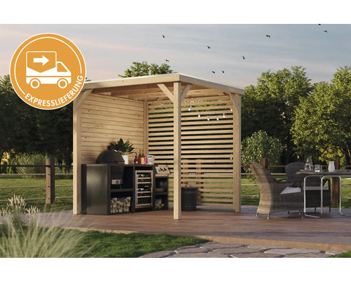 Holz Pavillon mit Grill, Outdoor-Küche und Essbereich im Garten.