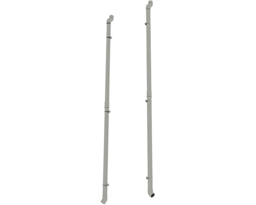 Zwei Regenfallrohre mit Halterungen