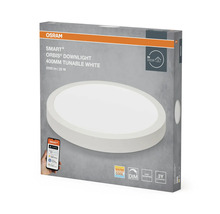 Verpackung einer Osram Smart Plus Orbis Downlight Deckenleuchte mit 400 Millimeter Durchmesser, einstellbare Farbtemperatur und 22 Watt Leistung