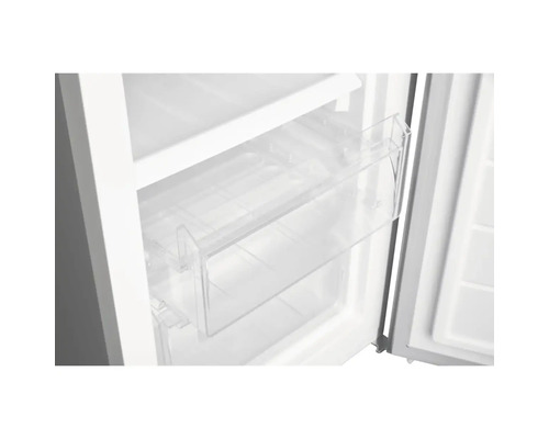 Innenansicht eines Kühlschranks mit durchsichtiger Schublade