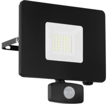 LED-Strahler mit Bewegungsmelder für den Außenbereich