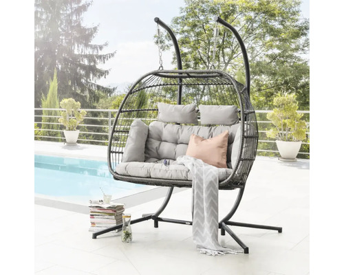 Hängesessel mit Stahlgestell und Polsterauflage für den Außenbereich