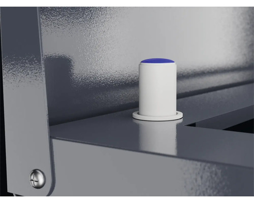 Detailansicht eines Regals mit Stopper