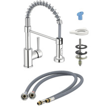 Küchenarmatur mit Brauseschlauch und Montagezubehör