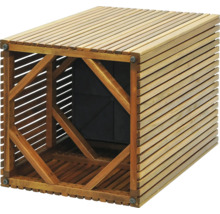 Holzbox mit Lamellenstruktur zur Aufbewahrung im Außenbereich