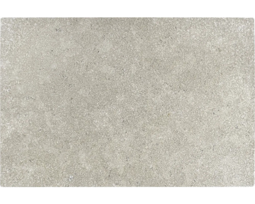 Graue Feinsteinzeug-Terrassenplatte in Steinoptik mit strukturierter Oberfläche.