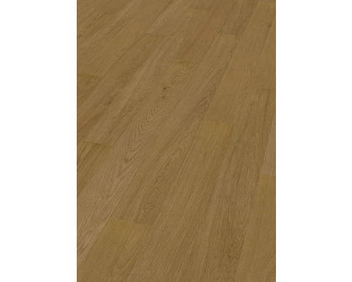 Verlegte Laminatdielen mit Holzstruktur