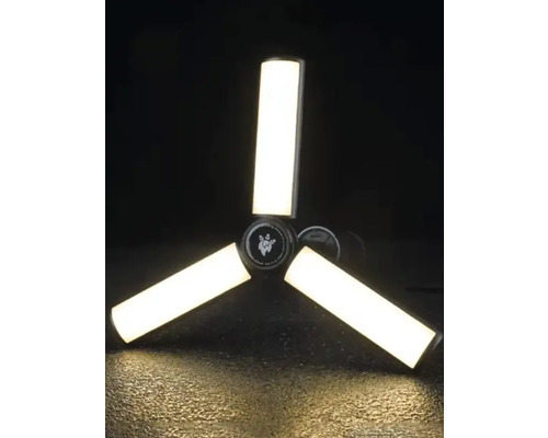 Dreibeinige Arbeitsleuchte mit LED-Leuchtmitteln