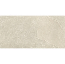 Feinsteinzeugfliese in Natursteinoptik beige mit strukturierter Oberfläche.