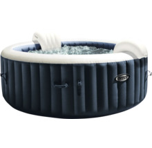 Aufblasbarer Whirlpool mit integrierten Kopfstützen und Wasser