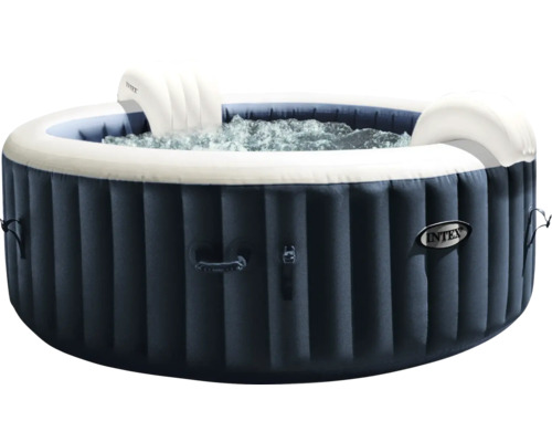 Aufblasbarer Whirlpool mit integrierten Kopfstützen und Wasser