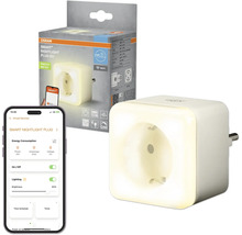 OSRAM SMART+ Nightlight Plug EU mit WiFi, Energiemessfunktion und App-Steuerung auf einem Smartphone neben der Verpackung.