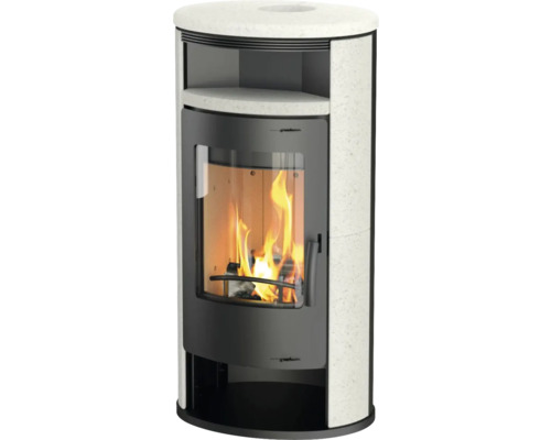 Kaminofen mit Feuerraum und Ablageflächen