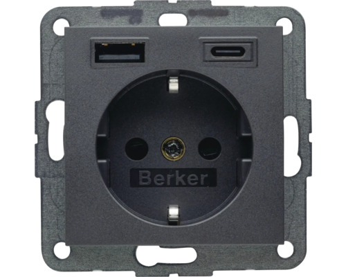 Berker Steckdose mit USB A und USB C Anschluss