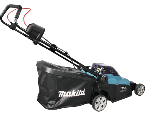 Makita Akku-Rasenmäher mit schwarzem Gehäuse, blauem Motorblock und großem Grasfangsack.