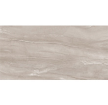 Fliese in Steinoptik mit horizontaler Maserung und feinen Adern.