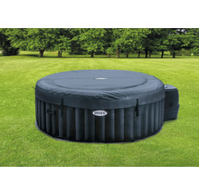 Aufblasbarer runder Whirlpool mit Abdeckung im Garten