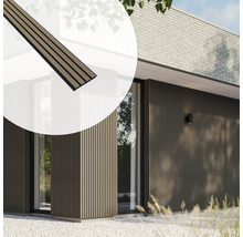 Fassade mit Holzprofilen und Detailansicht